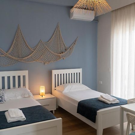 Memories Apartments Sarandë エクステリア 写真