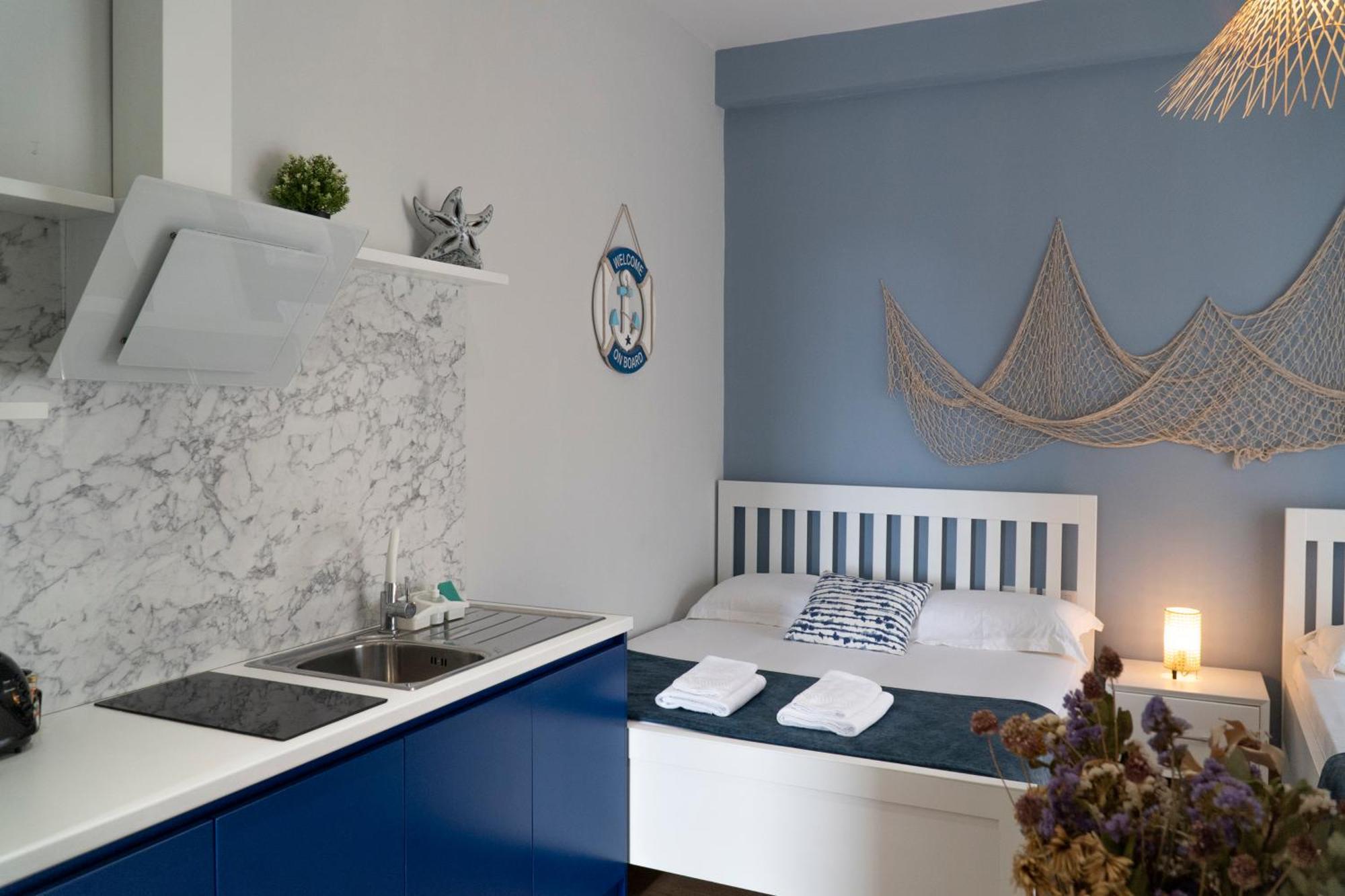 Memories Apartments Sarandë エクステリア 写真